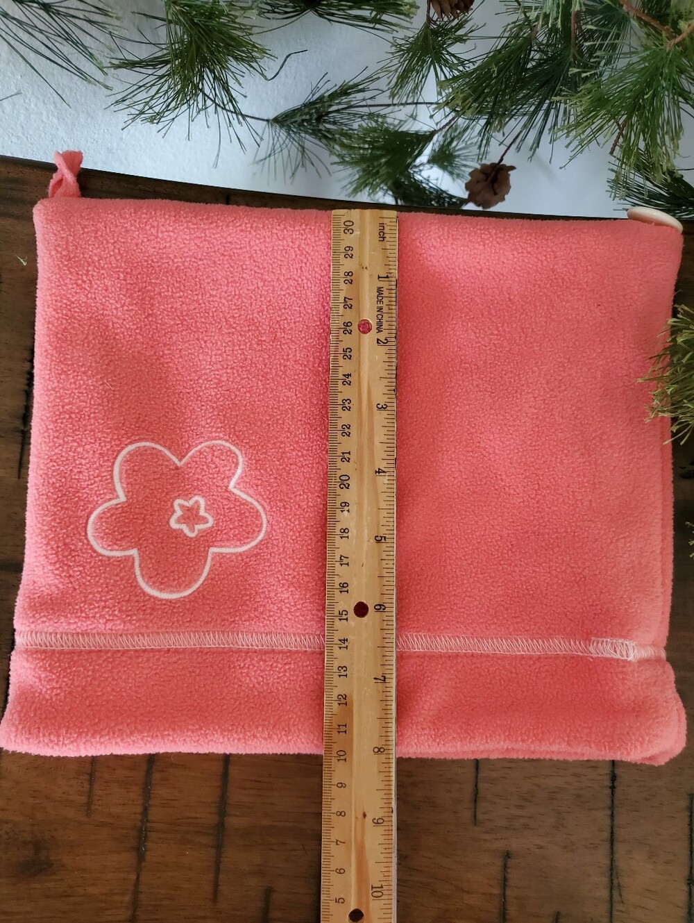 REI Kids Fleece Skull Cap Beanie Pink With White Flower Accent Retro - Picture 4 of 11